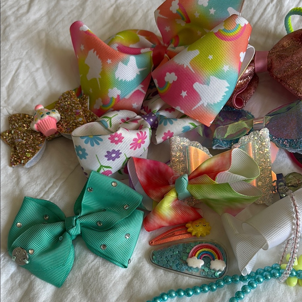 Girls Accessory Bundle - Picture 2 of 5